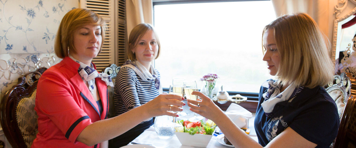 Imperial Russia Train Dinner