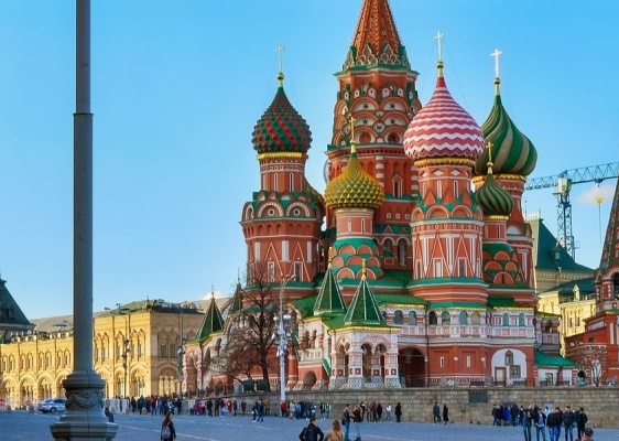 Comparing Tours to Russia