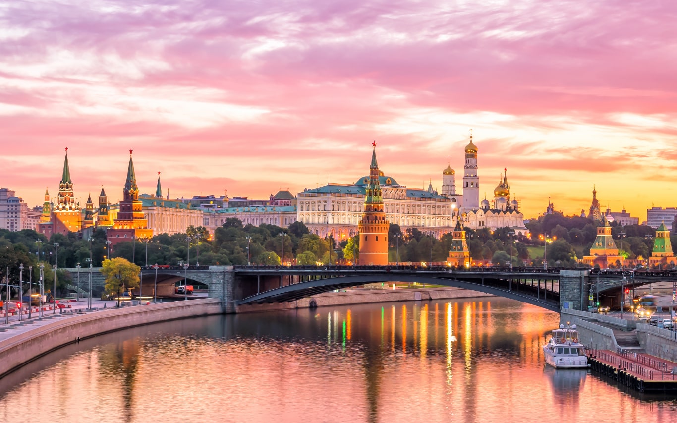 Moscow \u0026 St Petersburg | Private \u0026 Small Group Tours, image size:1366x853